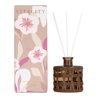 KNIT&WOVE Collection Fresh Cottage 200ml Brown Reed Diffuser