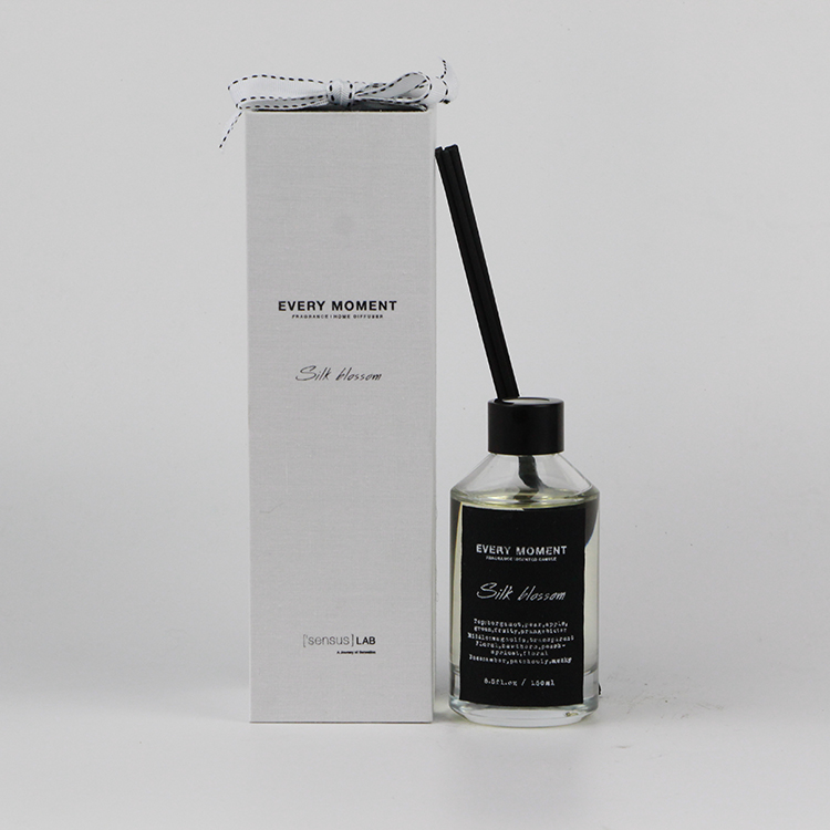 Every Moment Series Silk Blossom 150ml Reed Diffuser