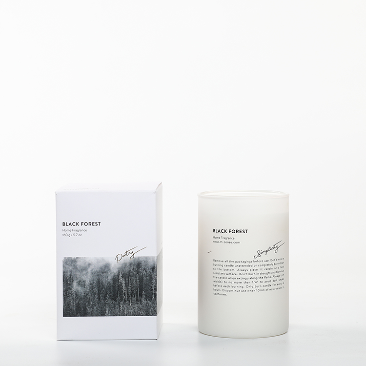 Sound of Wind Collection Black Forest 400g Scented Candle
